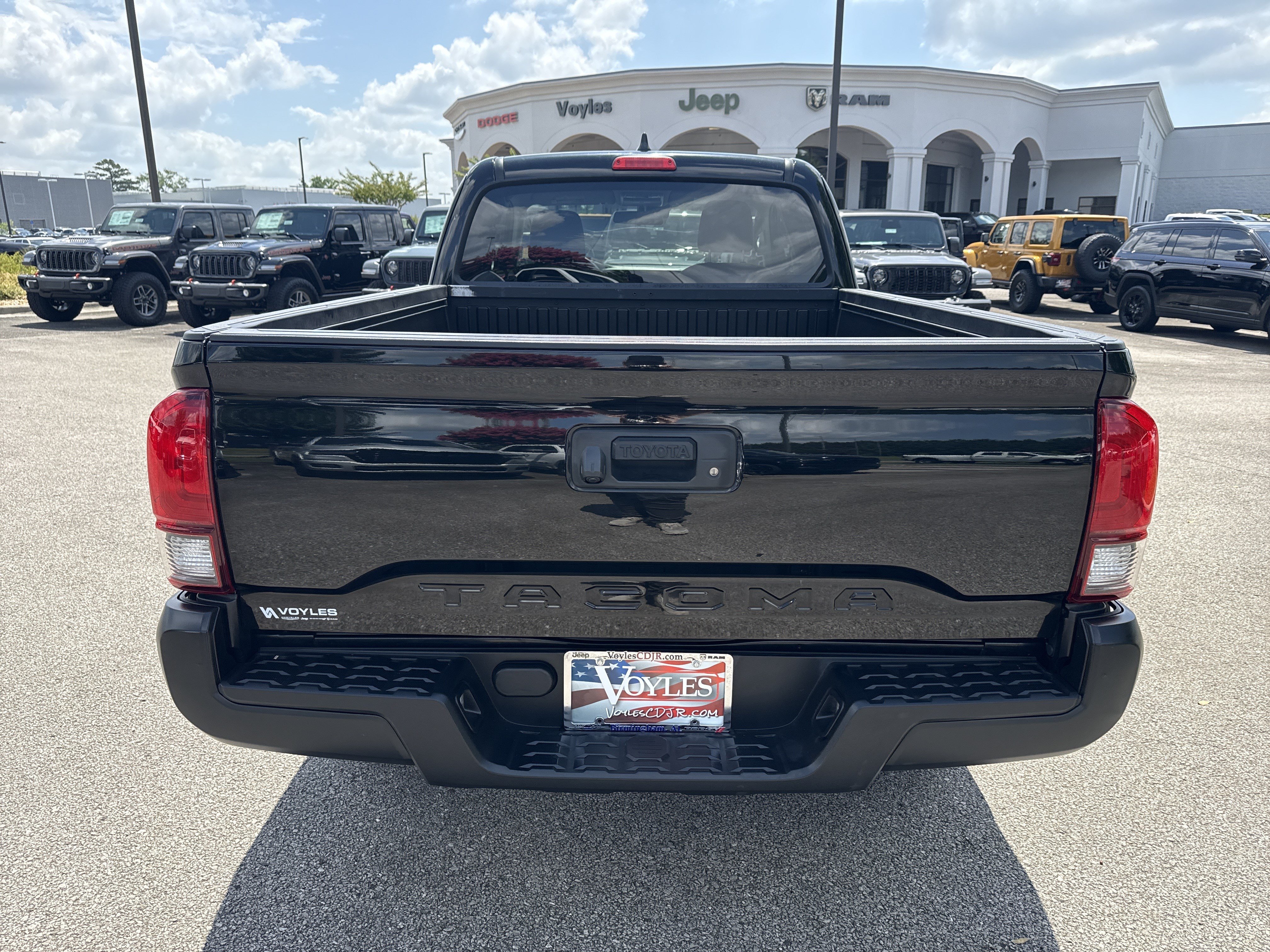 Used 2022 Black Toyota  image 20