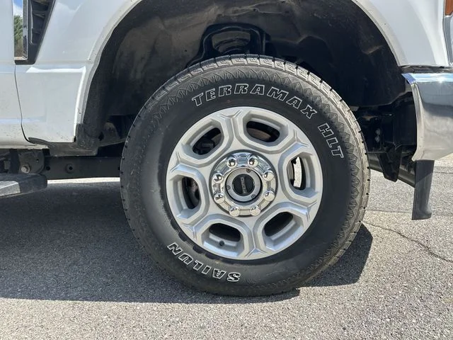 Used 2025 White Ford XLT image 20