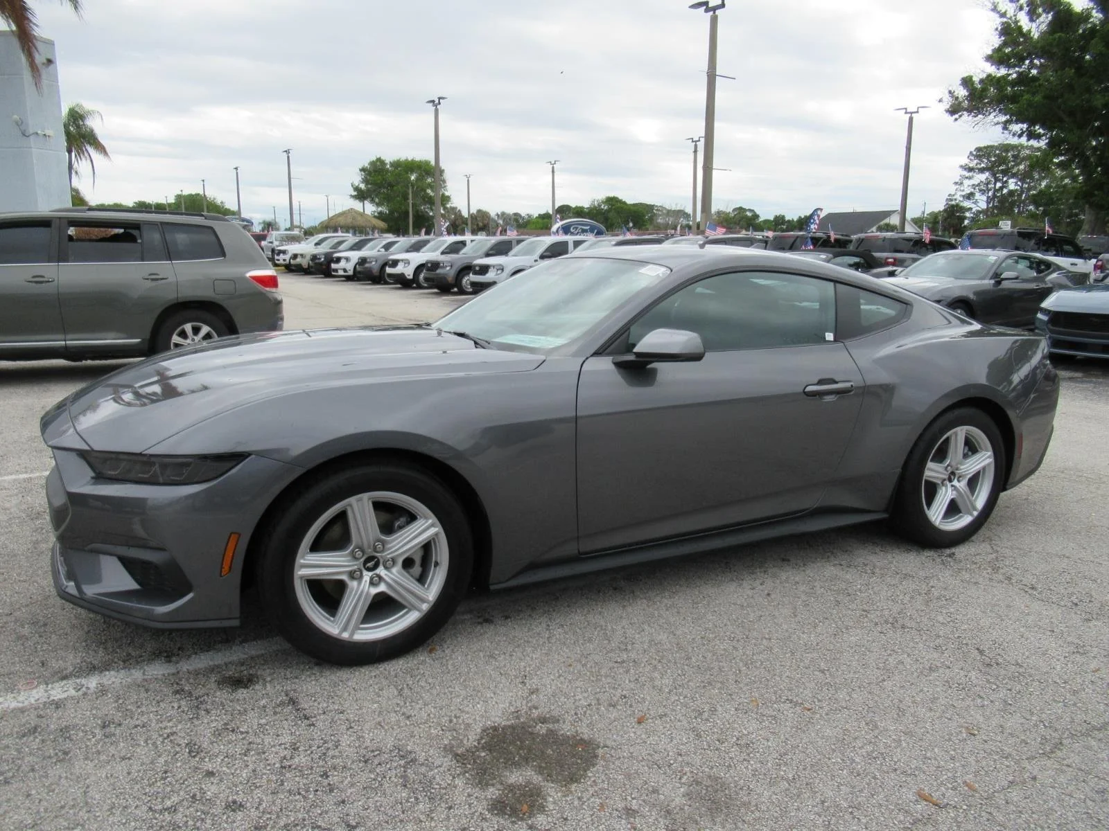 New 2026 Carbonized Gray Metallic Ford EcoBoost® Fastback image 4