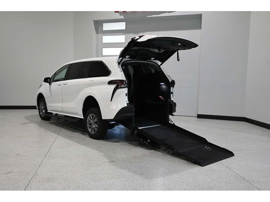 New 2026 WHITE Toyota LE Mobility Handicap Van image 2