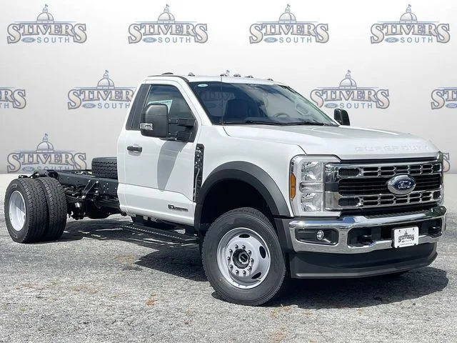 2025 Ford F-600SD