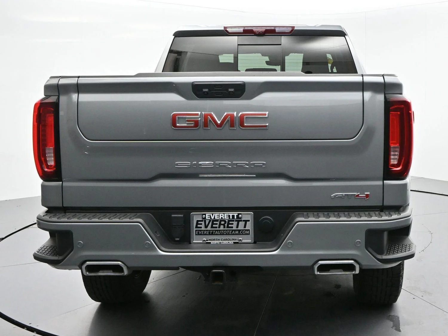 Used 2024 Sterling Metallic GMC AT4 image 6