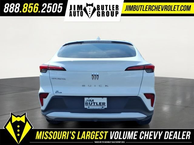 Used 2026 Summit White Buick Preferred image 20