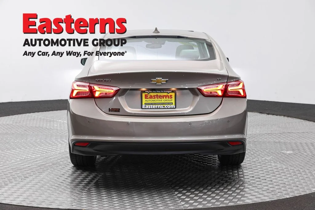 Used 2024 Gray Chevrolet LT image 6