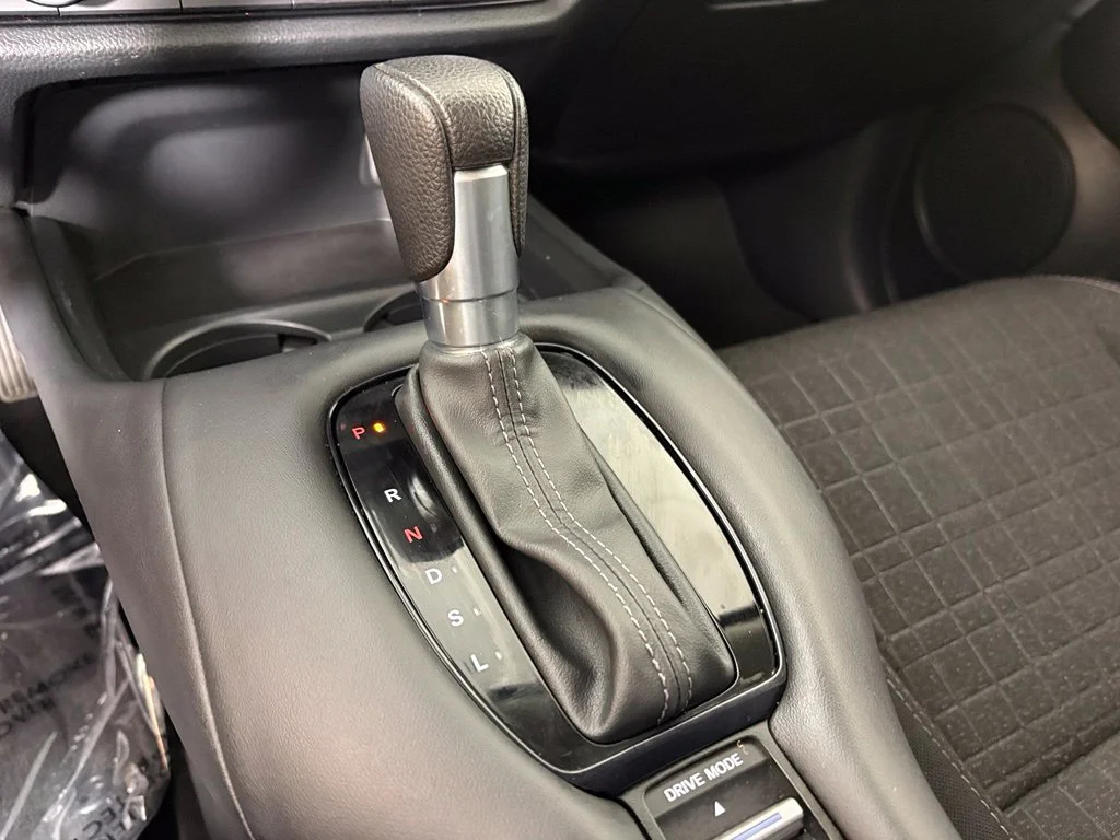 Used 2025 Gray Honda LX image 32