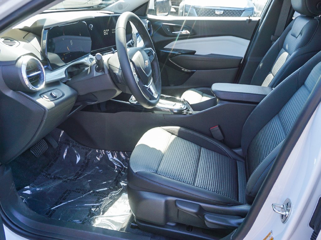 2026 Chevrolet Trax LT - Photo 17