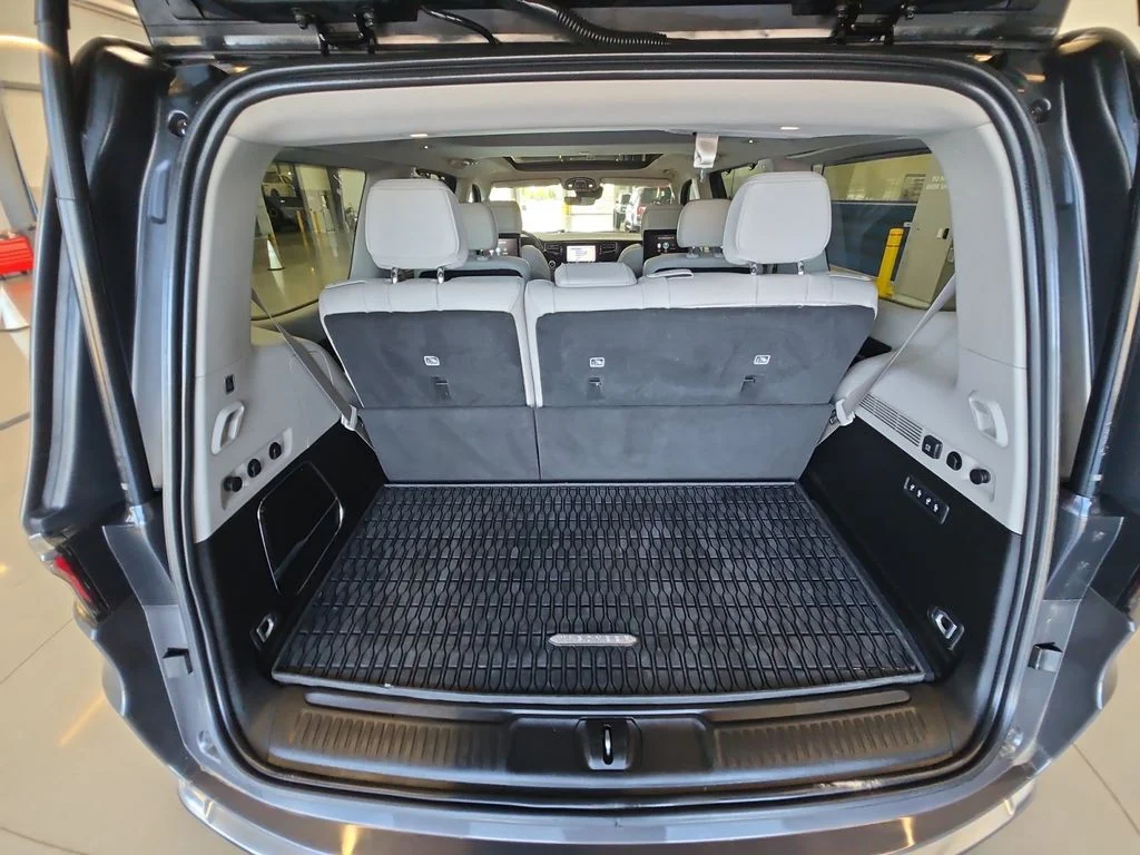 Used 2022 Gray Jeep Series III image 23