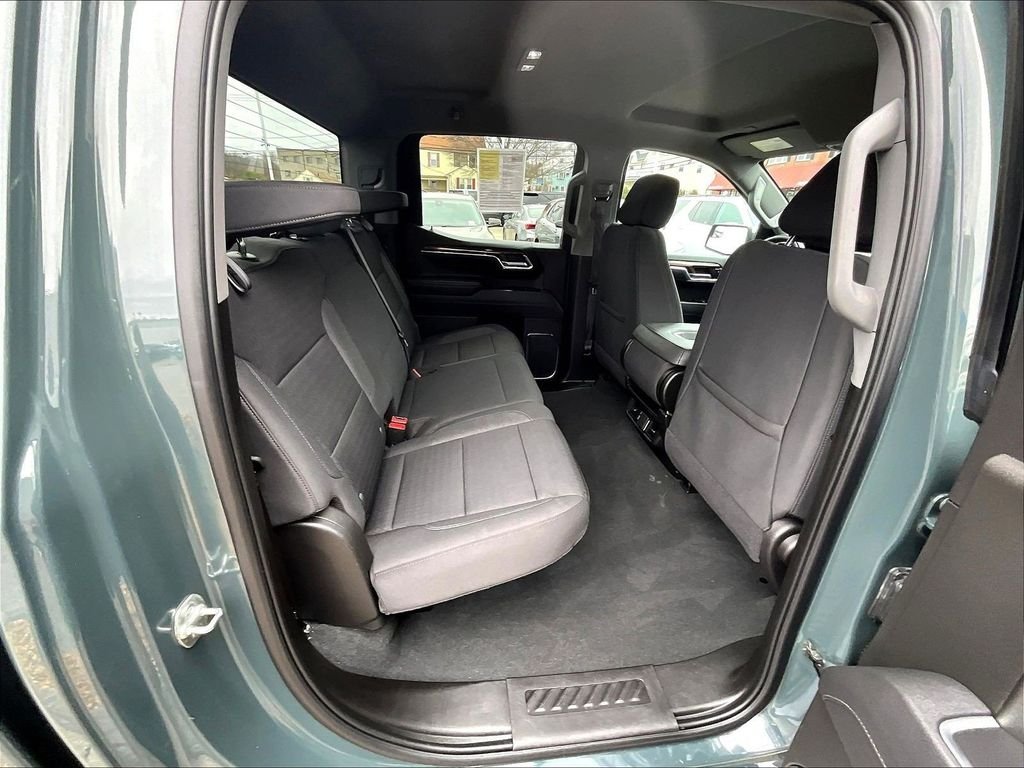 Used 2025 Gray Chevrolet LT image 16