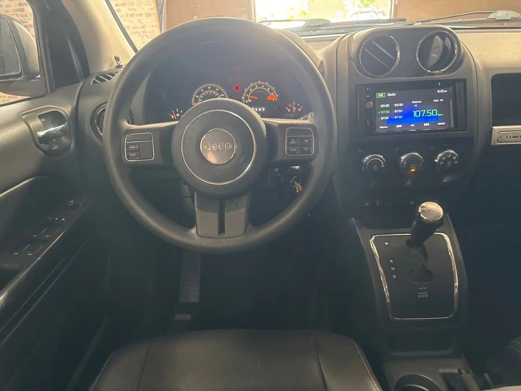 Used 2015 Bright White Clearcoat Jeep Sport image 15