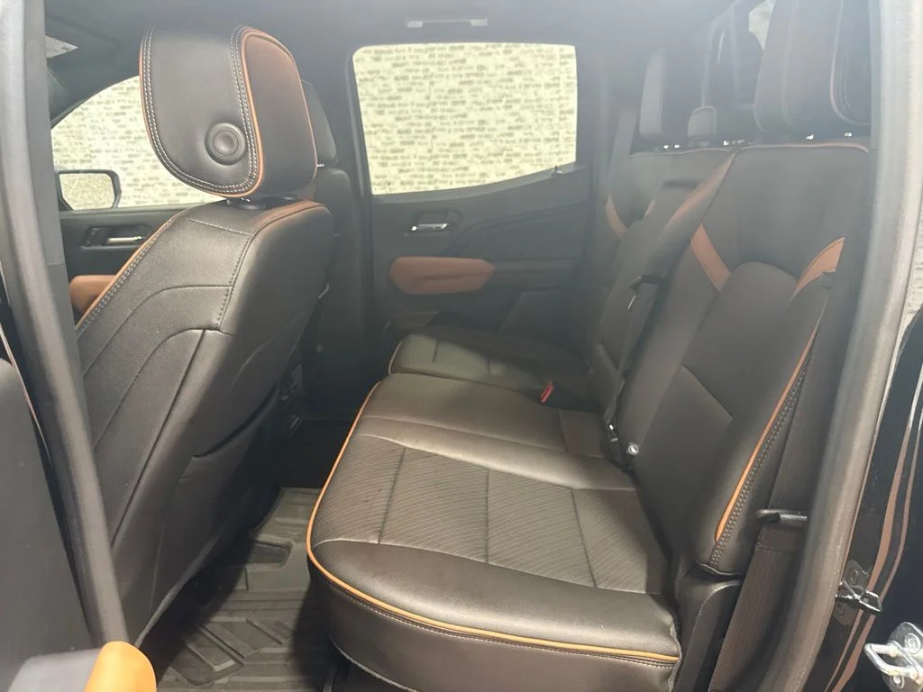Used 2023 Onyx Black GMC AT4 image 13