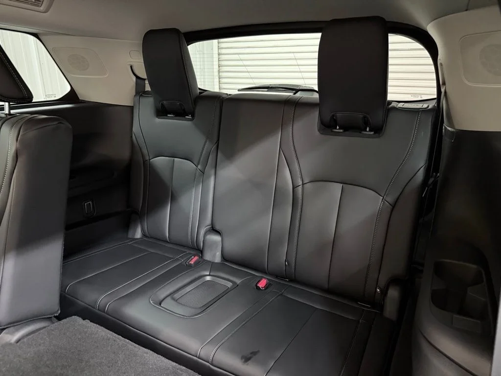 Certified Used 2026 Blue INFINITI LUXE image 34