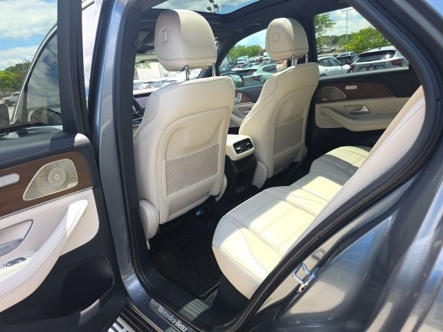 Used 2024 Gray Mercedes-Benz GLE 580 image 29