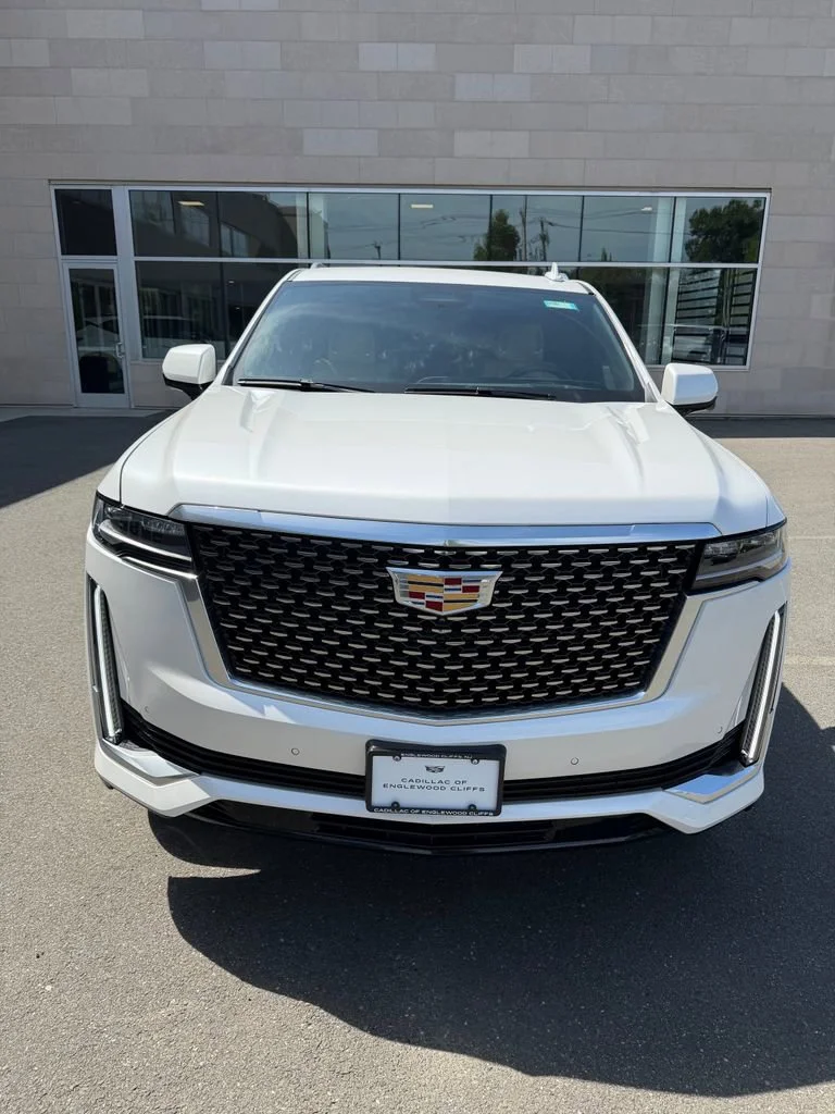 2024 Cadillac Escalade 4WD Premium Luxury's photo