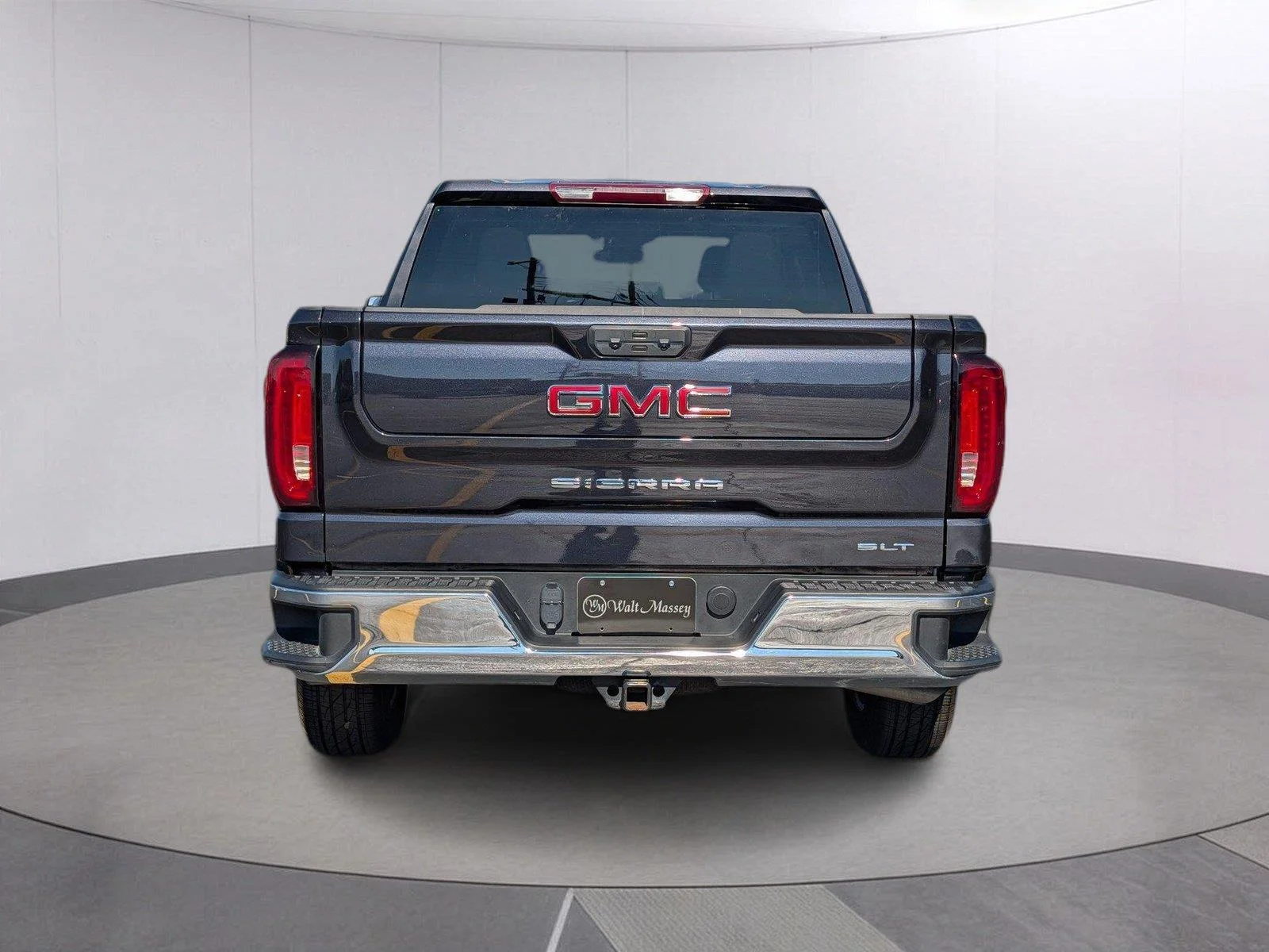Used 2025 Titanium Rush Metallic GMC SLT image 4