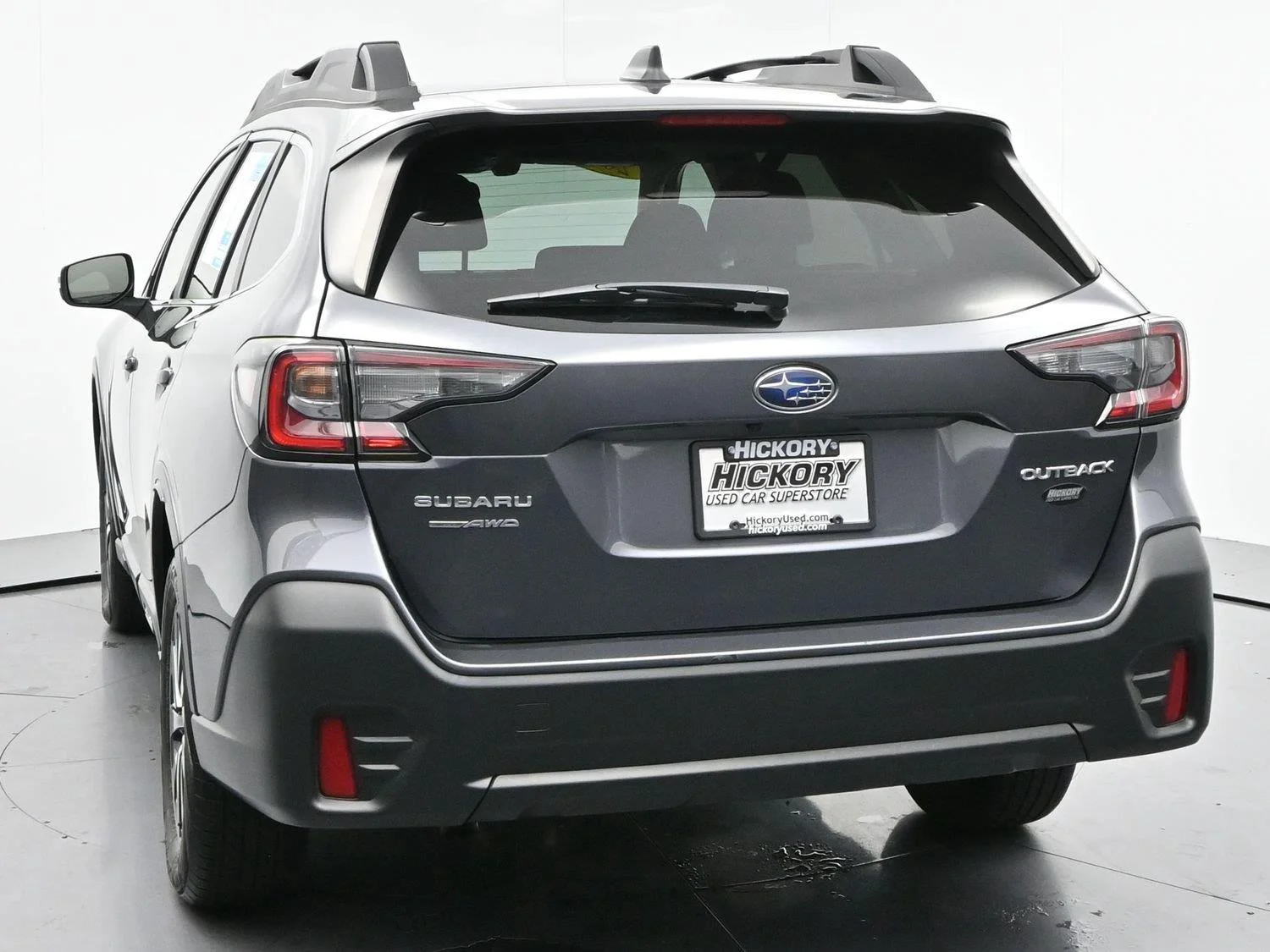 Used 2022 Magnetite Gray Metallic Subaru Premium image 6
