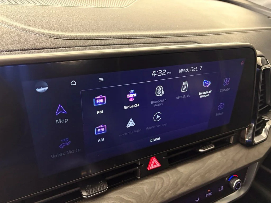 Used 2023 Black Kia X-Line image 24