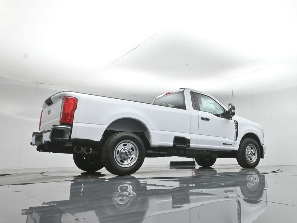New 2026 Oxford White Ford XL image 43