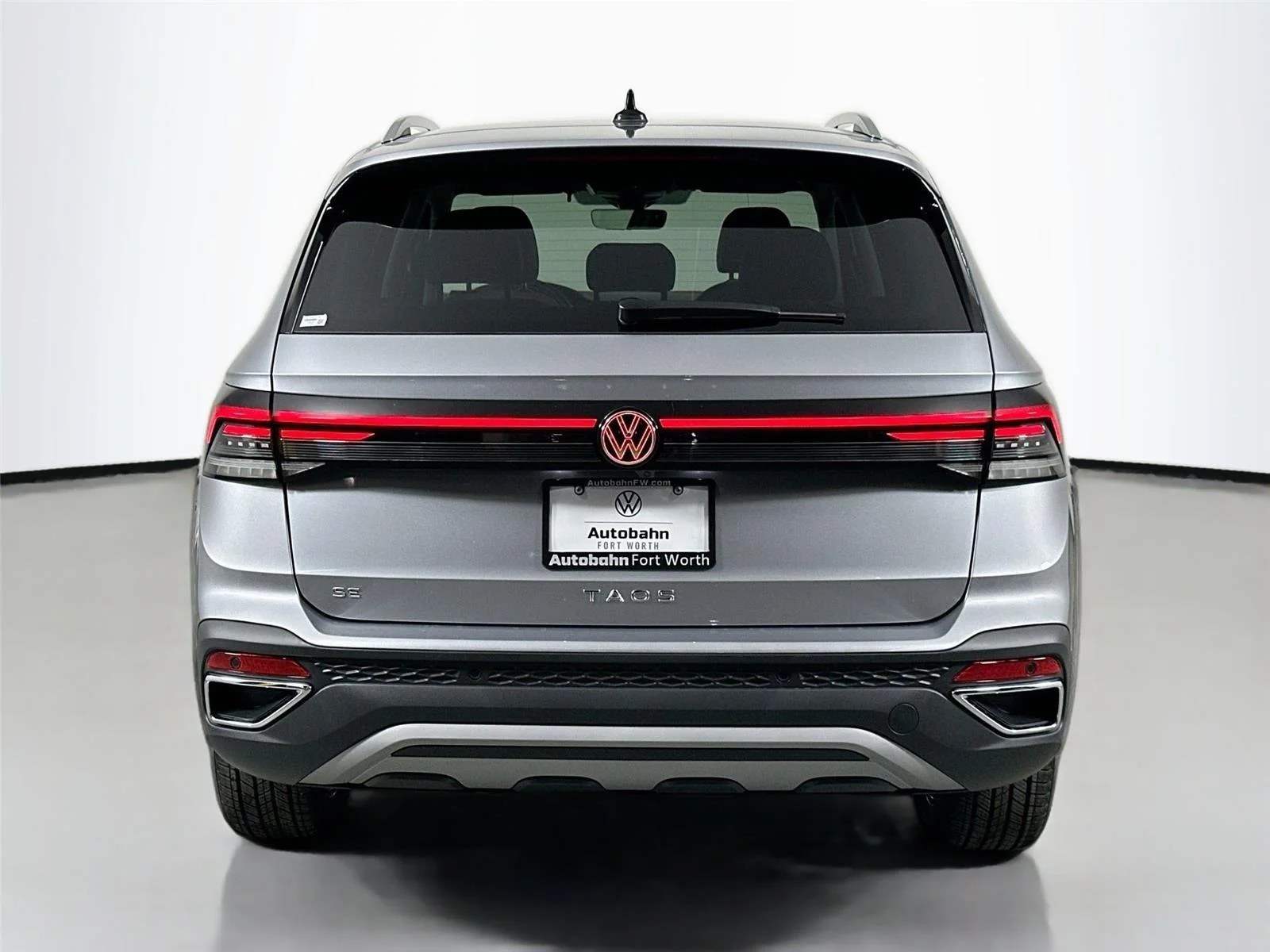 2025 Volkswagen Taos SE - Photo 6