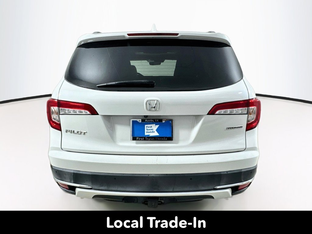 Certified Used 2021 Platinum White Pearl Honda Touring image 7