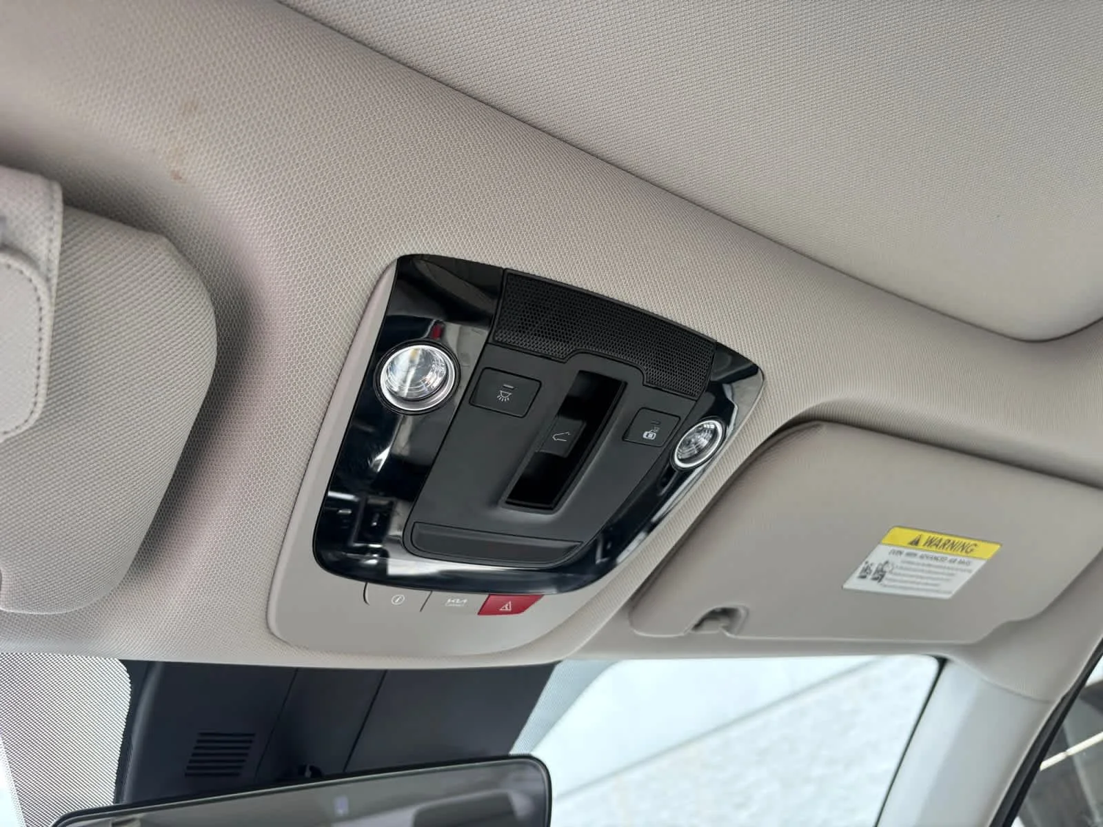 Used 2023 Everlasting Silver Kia X-Line S image 26