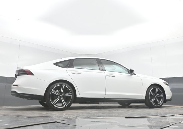 New 2026 Platinum White Pearl Honda SE image 37