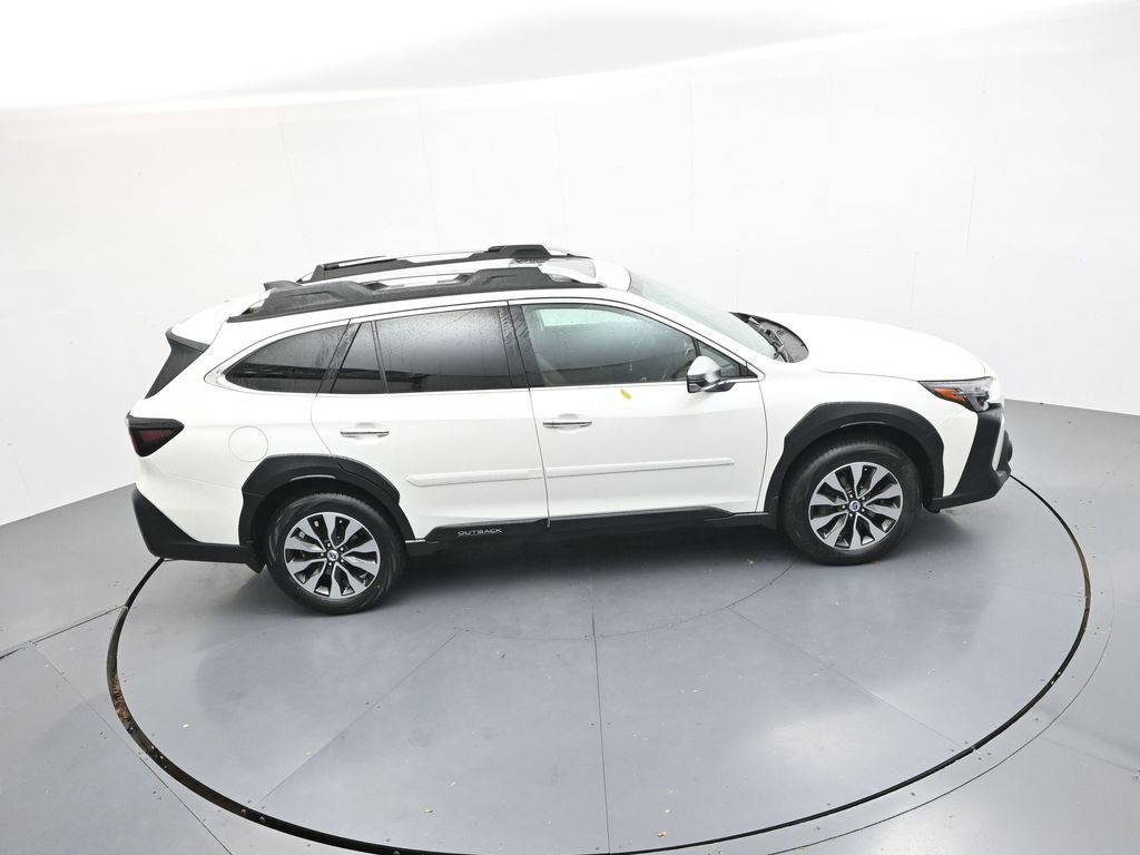 Used 2025 Crystal White Pearl Subaru Touring XT image 27