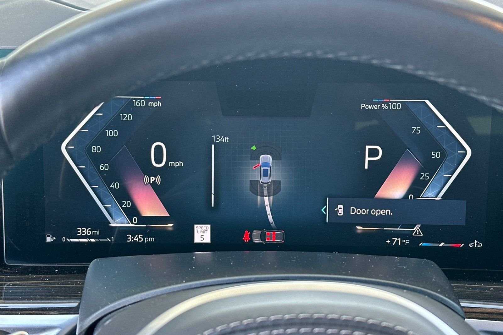 Used 2025 Gray BMW xDrive40i image 32