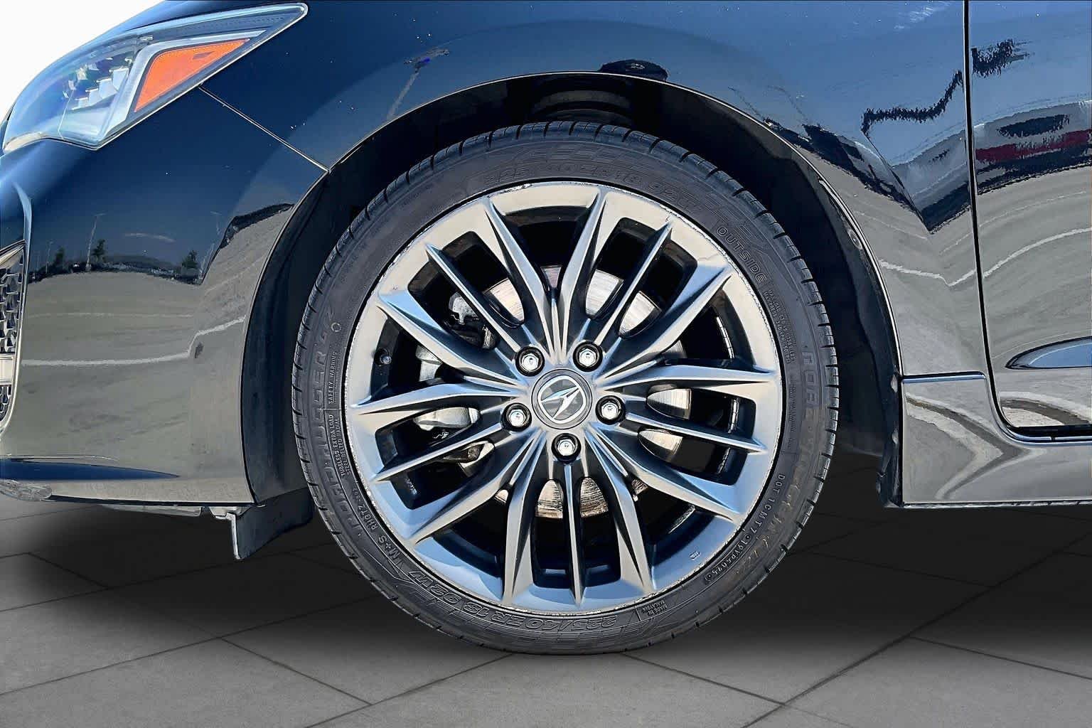Used 2019 Majestic Black Pearl Acura w/Premium/A-Spec Pkg image 11