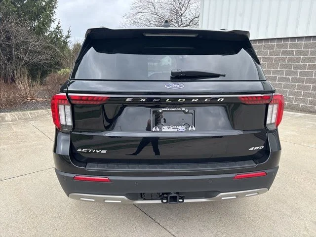 New 2026 Agate Black Metallic Ford Active image 7