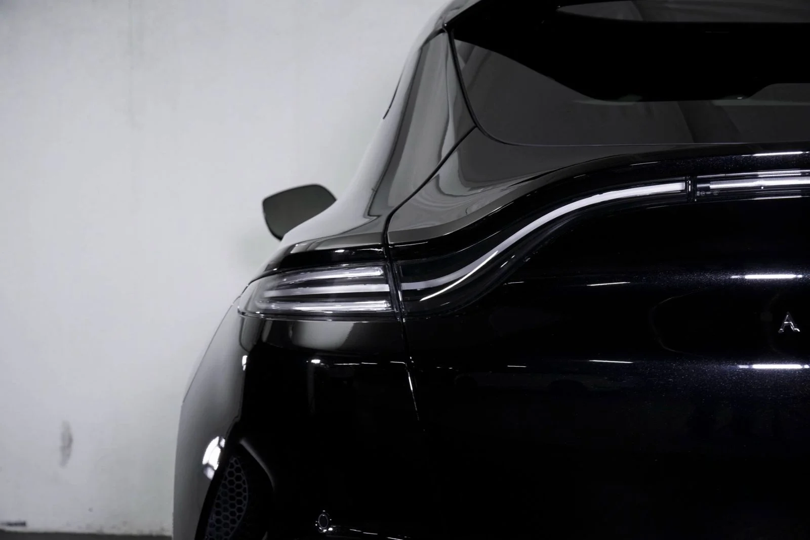 New 2026 Black Aston Martin 707 image 19
