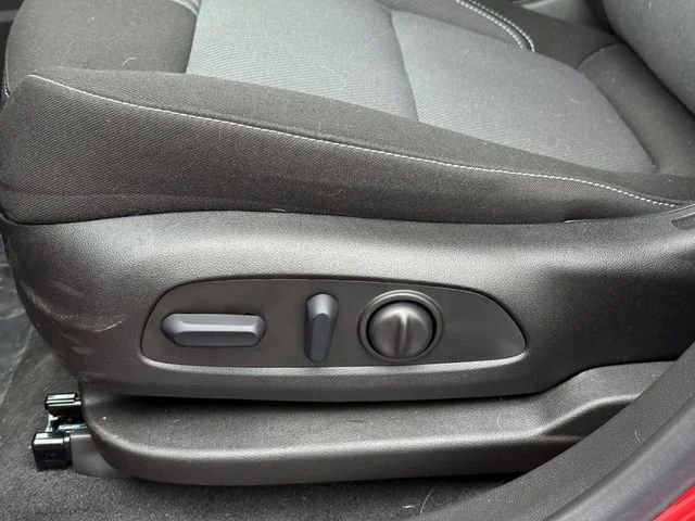 Used 2025 Habanero Orange Chevrolet 2LT image 20