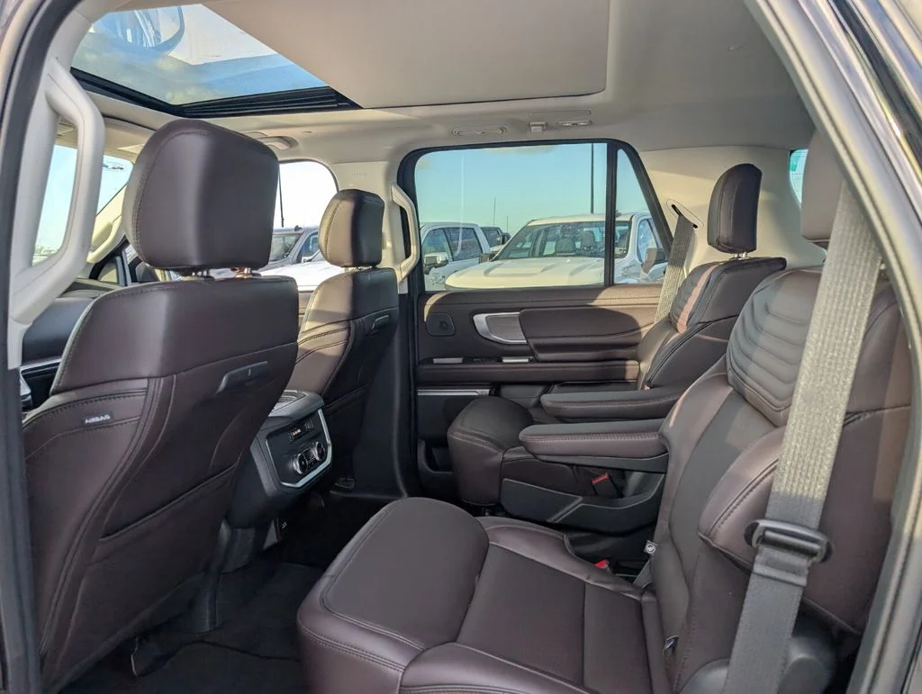 New 2025 Agate Black Metallic Ford Platinum® image 8