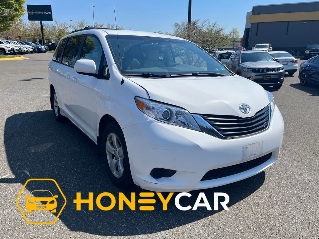 2011 Toyota Sienna LE