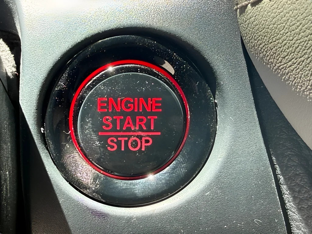 2025 Honda HR-V LX - Photo 27