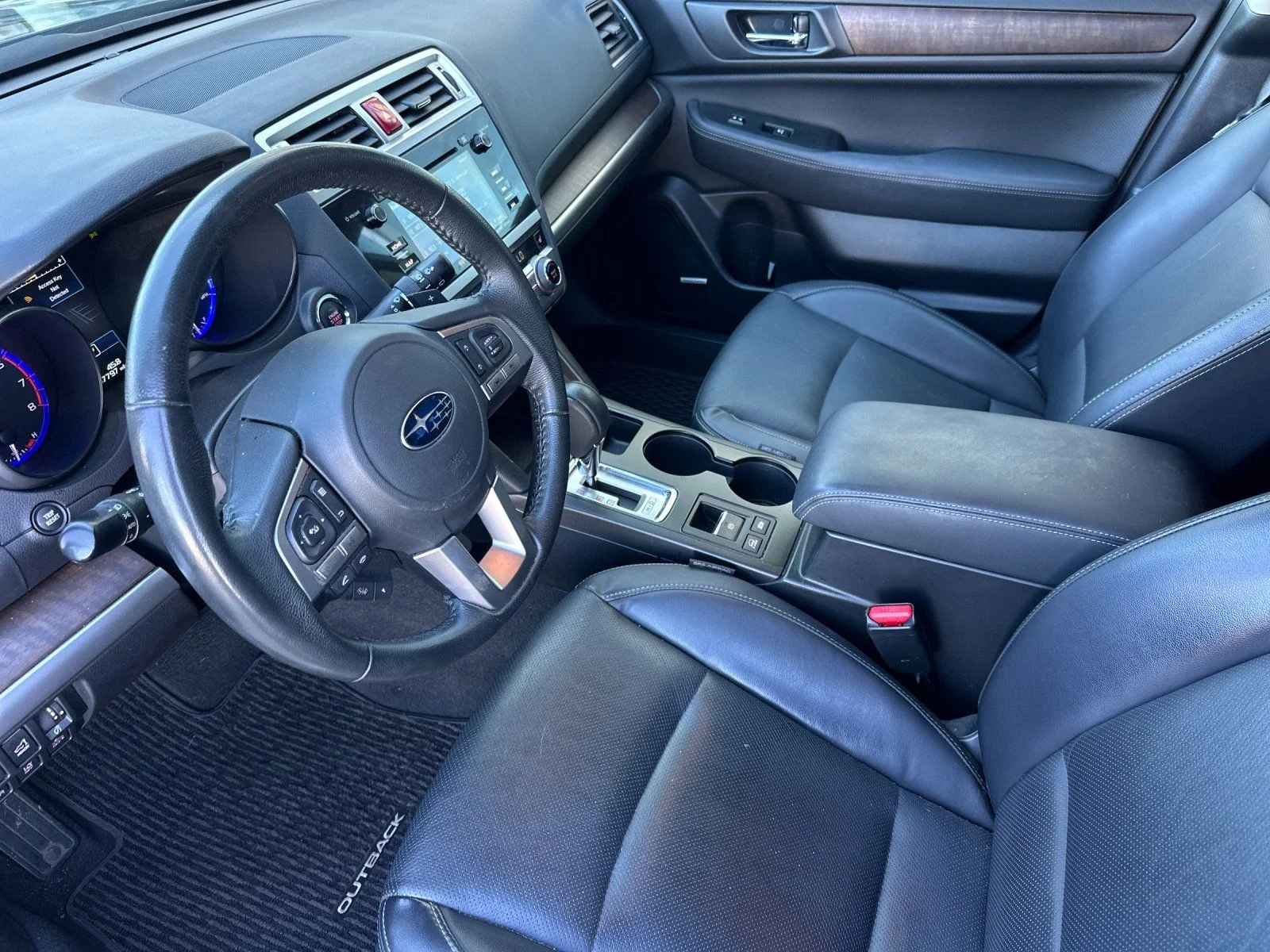 Used 2017 Carbide Gray Metallic Subaru 2.5i image 9