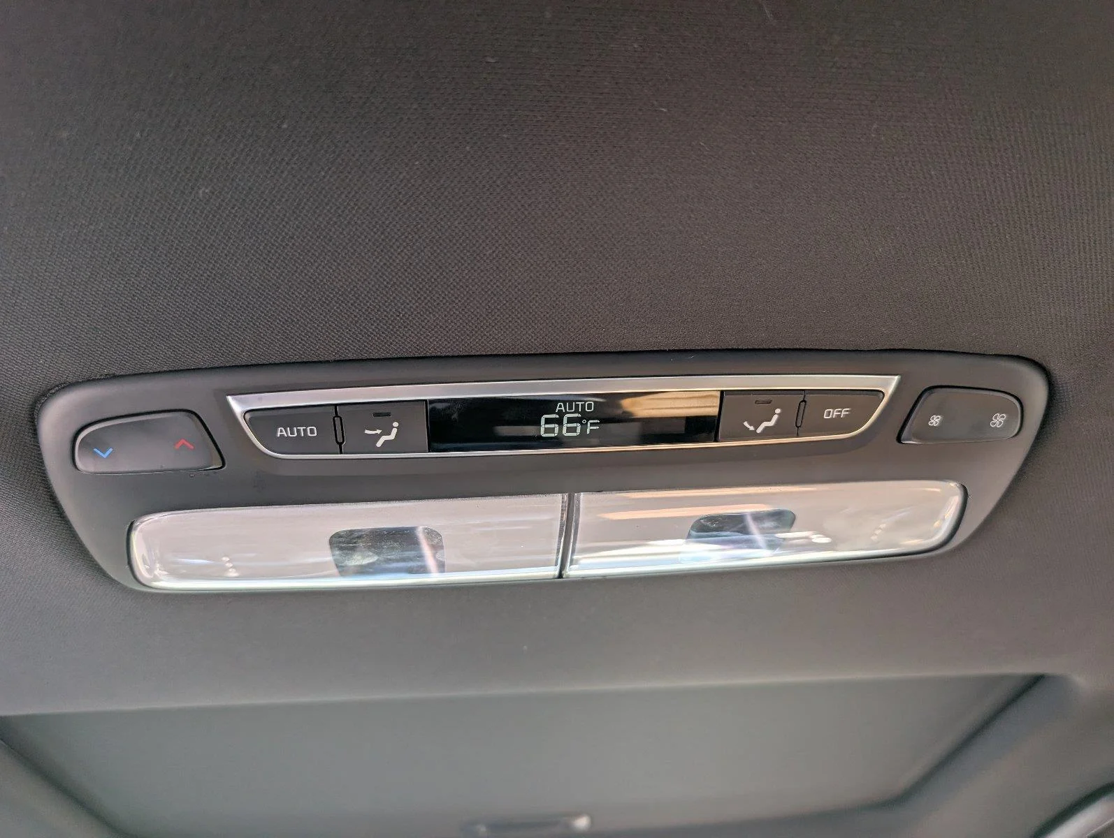Used 2022 Dark Moss Kia SX image 36