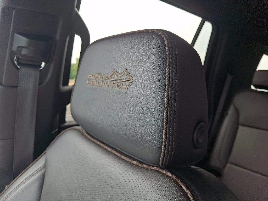 Used 2024 Black Chevrolet High Country image 18