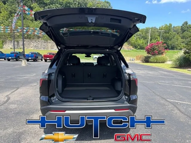2027 Chevrolet Equinox LT - Photo 15