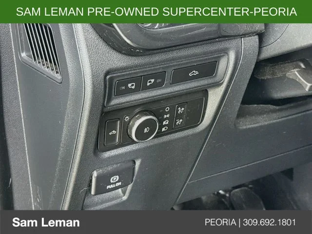 Used 2021 Gray Ford XLT image 10