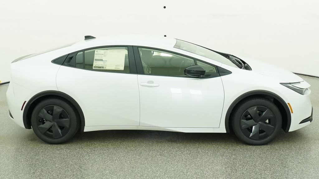 New 2026 Wind Chill Pearl Toyota LE image 14