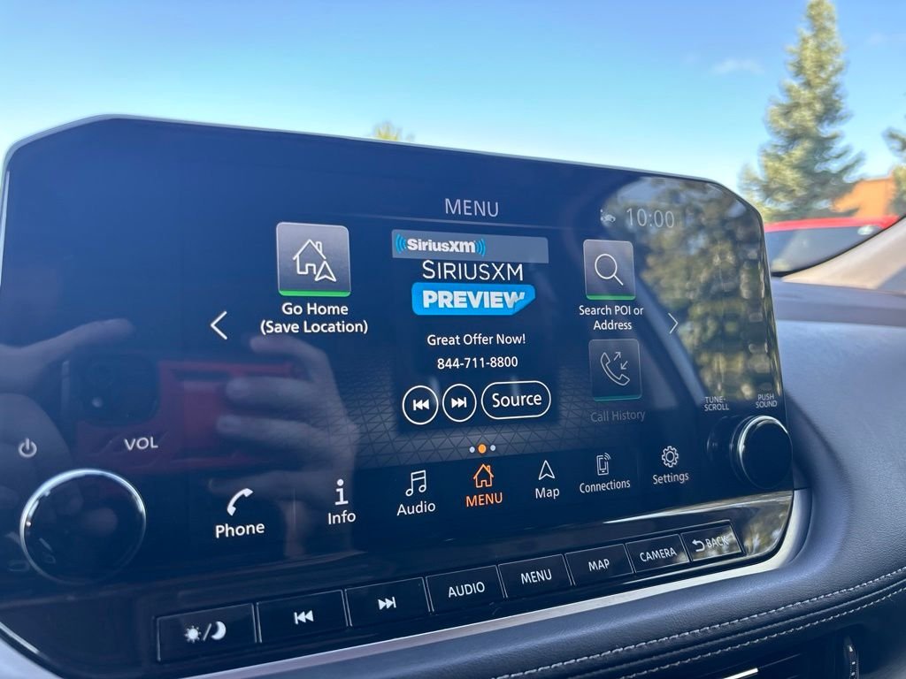 Used 2023 Silver Nissan Platinum image 26