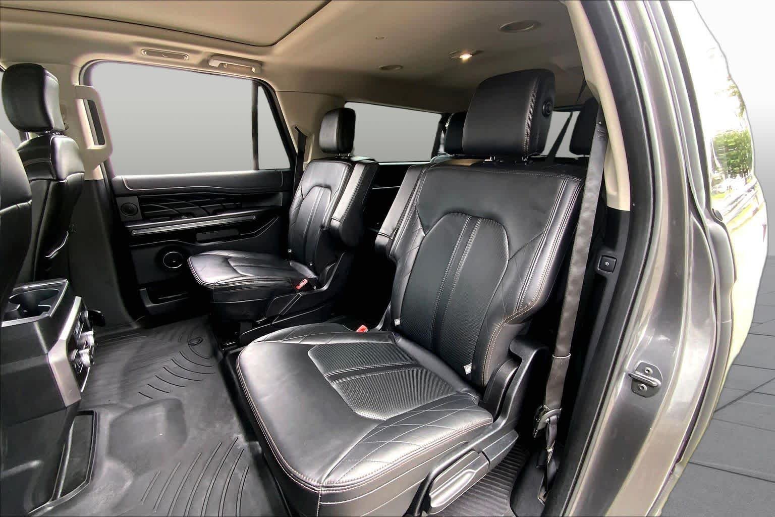 Used 2019 Magnetic Metallic Ford Platinum image 21