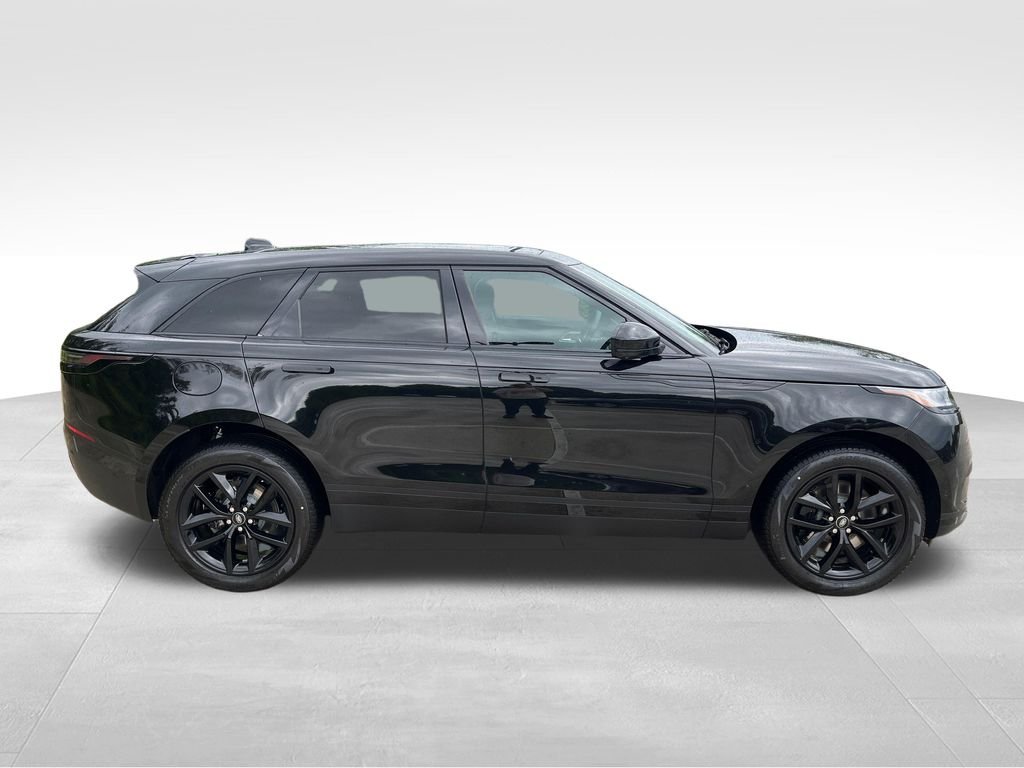 New 2026 Santorini Black Land Rover S image 6