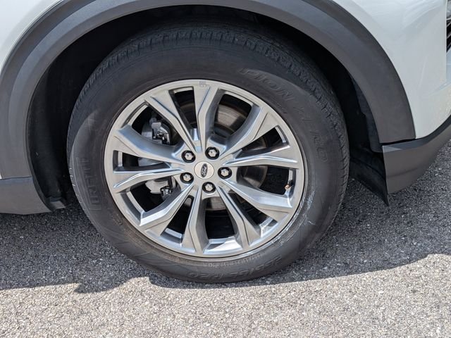 Used 2022 White Ford Limited image 11