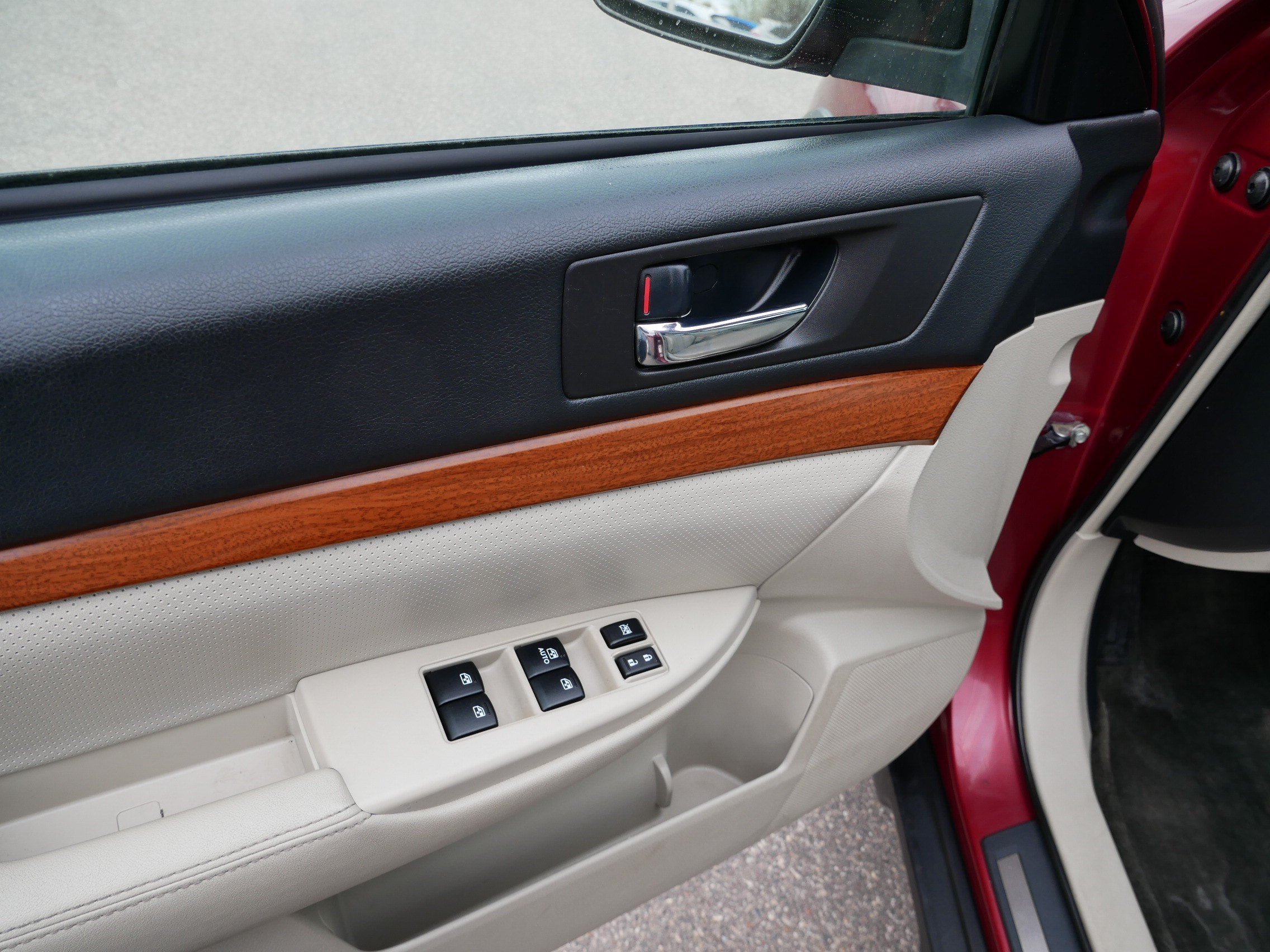 Used 2013 Venetian Red Pearl Subaru 3.6R Limited image 20