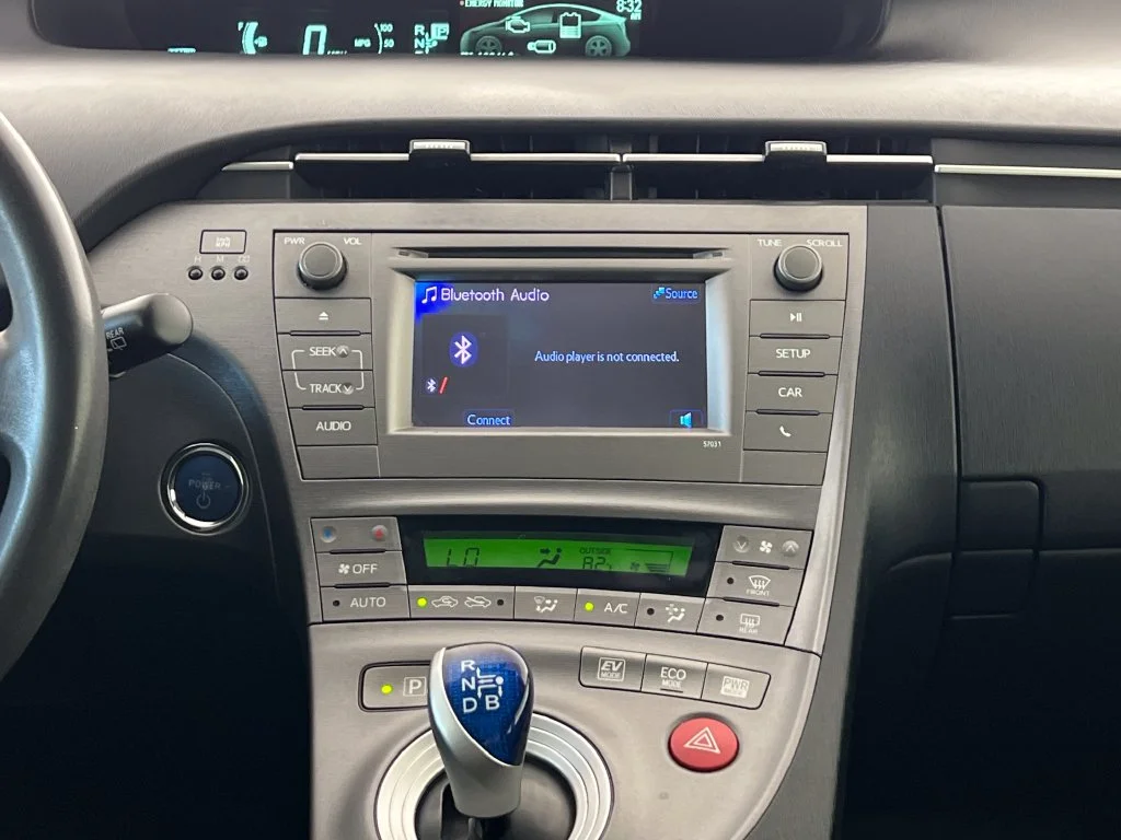 Used 2013 Black Toyota Two image 20