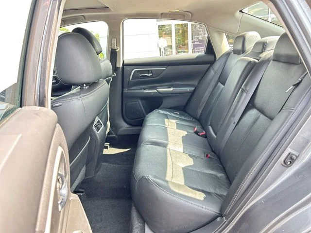 Used 2017 Gun Metallic Nissan 3.5 SL image 17