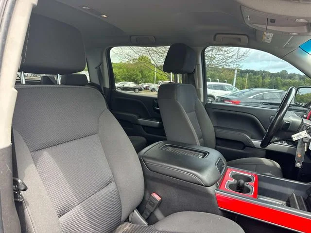 Used 2018 Black Chevrolet LT image 23