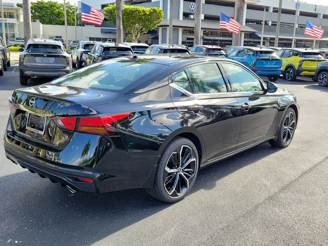 New 2026 Super Black Nissan SR image 4