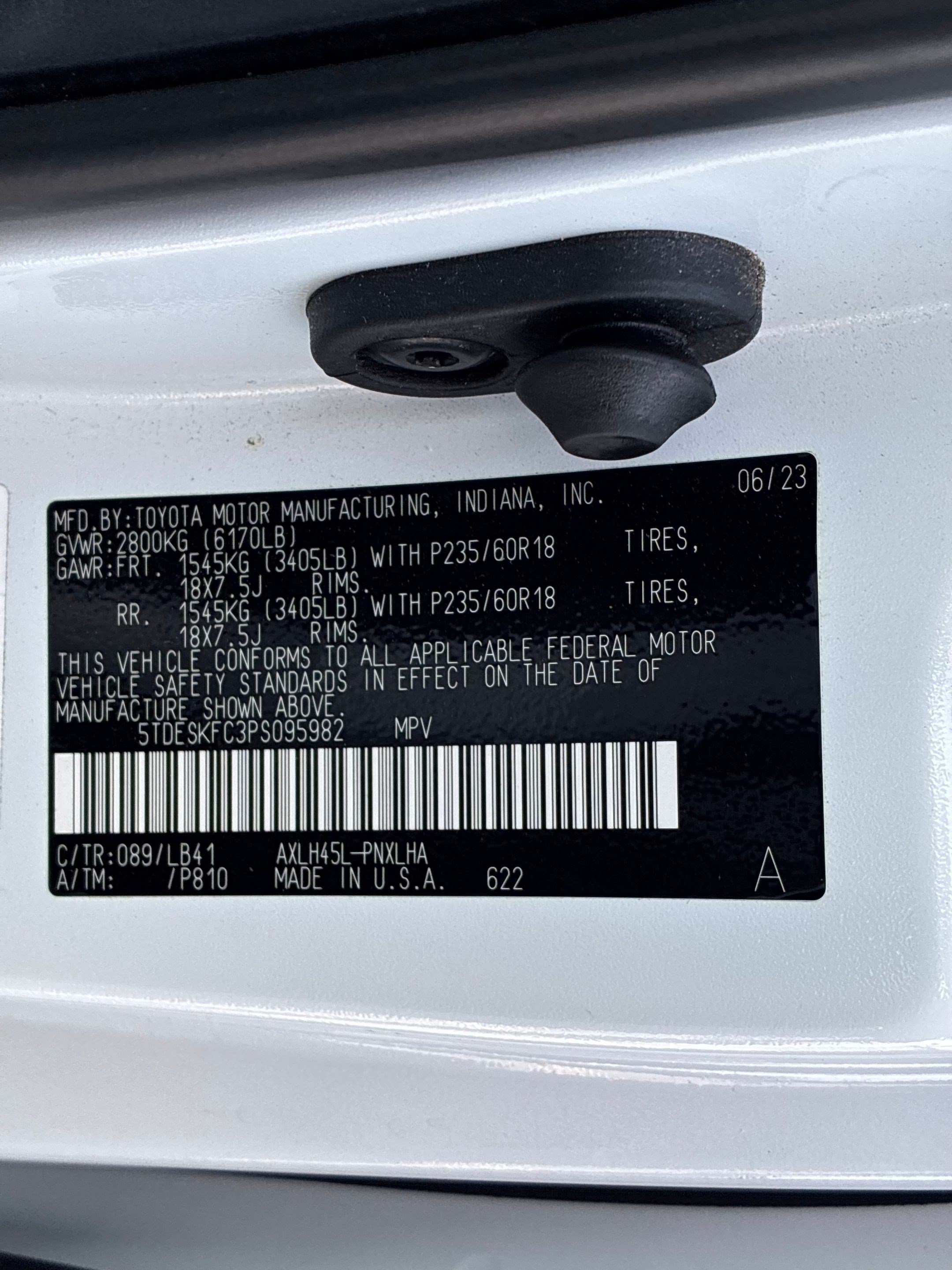 Used 2023 Ice Cap Toyota Platinum image 32